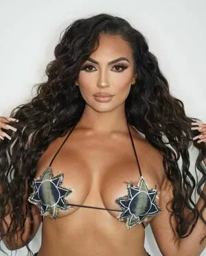 Camila Bernal / caamibernaal nude photo #0192