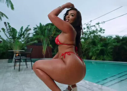 Camila Bernal / caamibernaal nude photo #0285