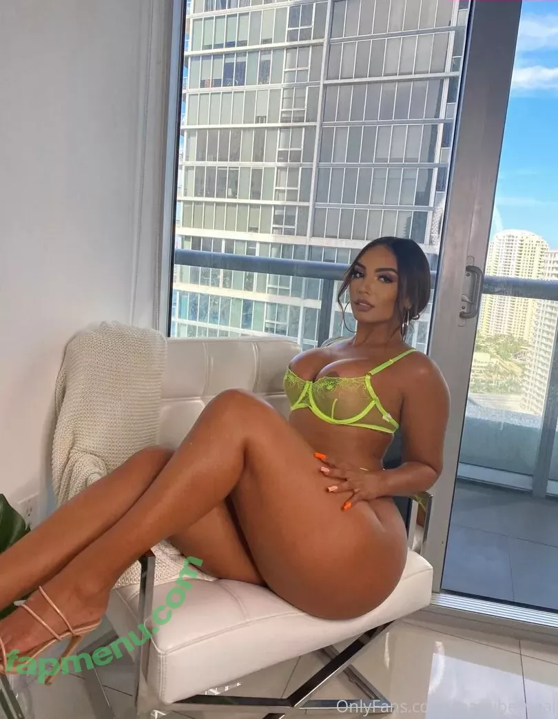 Camila Bernal nude photo #0008 (caamibernaal)