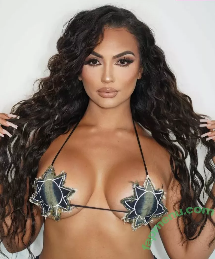 Camila Bernal nude photo #0192 (caamibernaal)