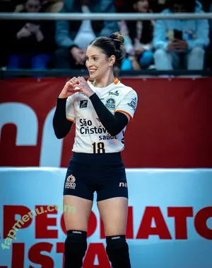 Camila Brait / cbrait nude photo #0030