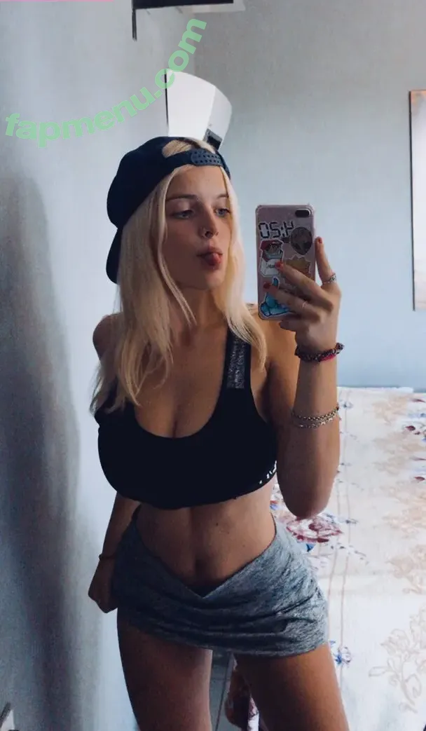 Camila Budniewski nude photo #0105 (budcamila_)