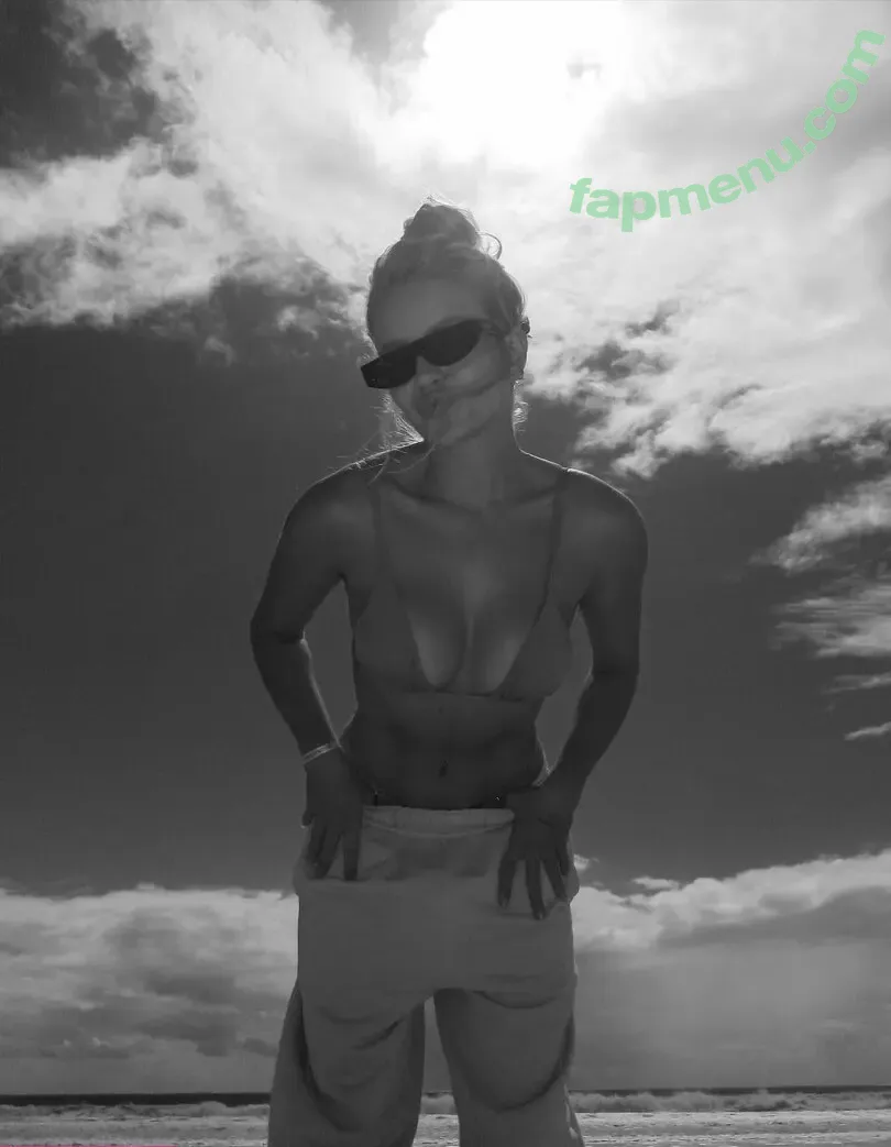 Camila Mayrink nude photo #0165 (camilamayrink)