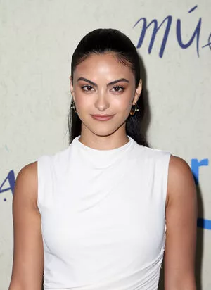 Camila Mendes / camimendes nude photo #0440