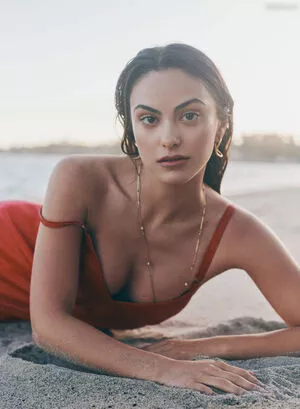 Camila Mendes / camimendes nude photo #0719