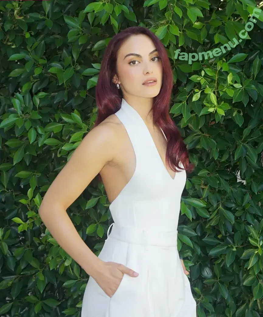 Camila Mendes nude photo #0989 (camimendes)
