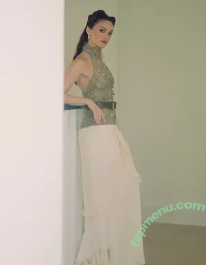 Camila Mendes / camimendes nude photo #1014