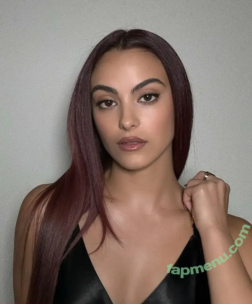 Camila Mendes nude photo #1004 (camimendes)