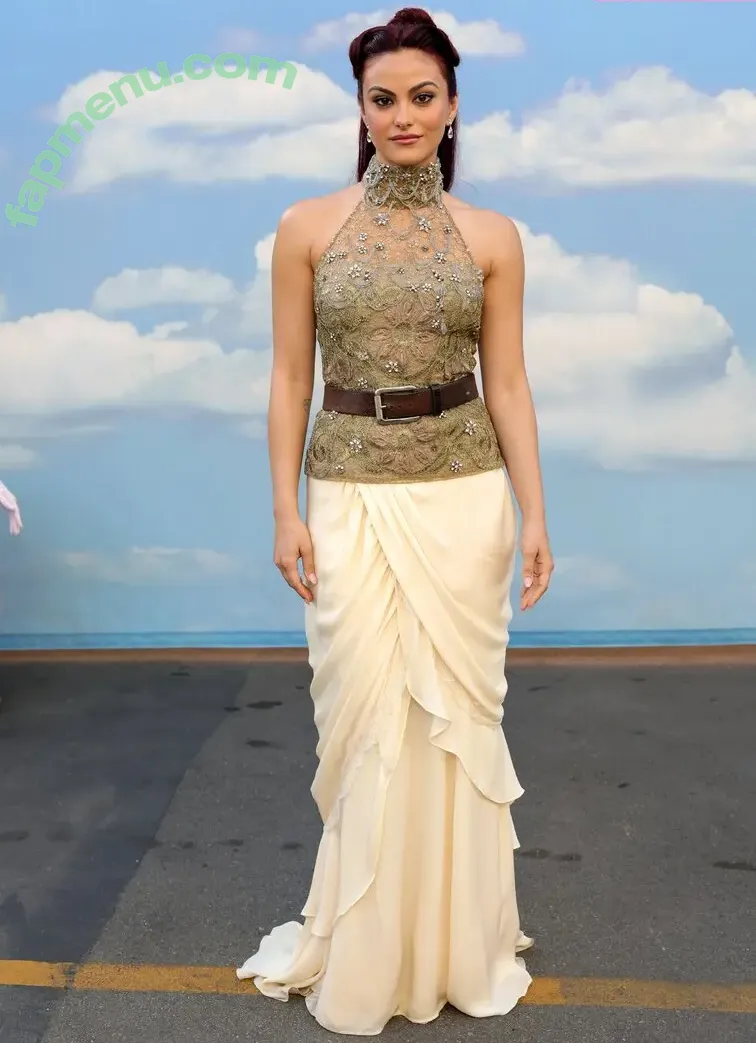 Camila Mendes nude photo #1007 (camimendes)
