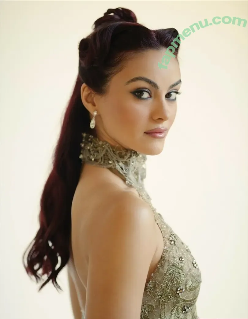 Camila Mendes nude photo #1012 (camimendes)