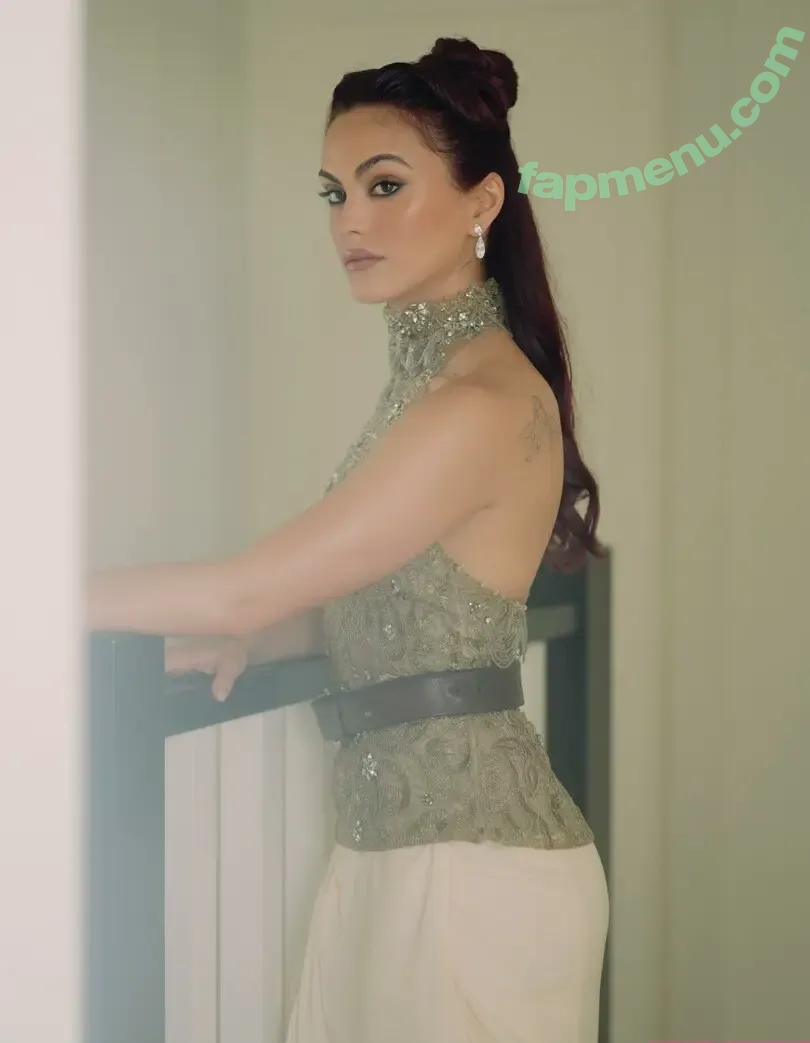 Camila Mendes nude photo #1018 (camimendes)