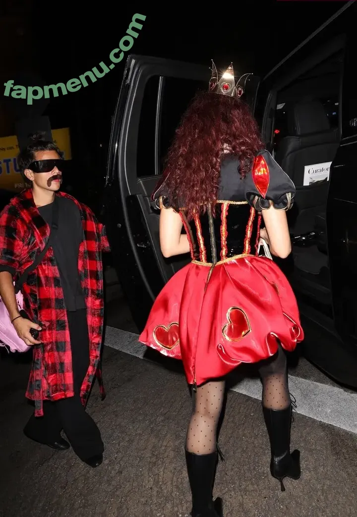 Camila Mendes nude photo #1020 (camimendes)