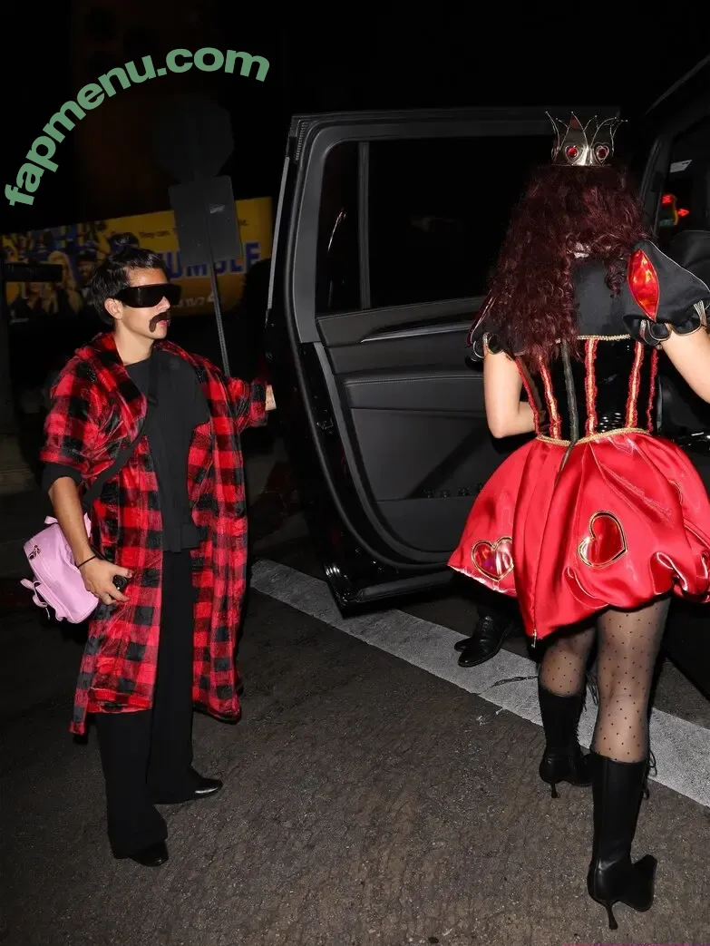 Camila Mendes nude photo #1040 (camimendes)