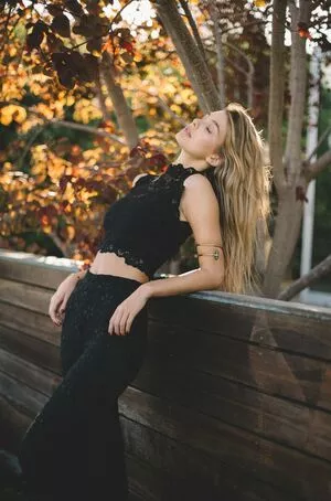 Camila Morrone / camilamorrone nude photo #0331