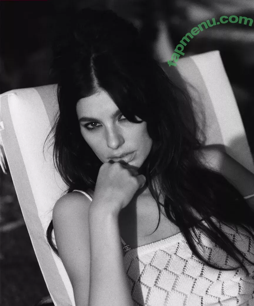 Camila Morrone nude photo #0100 (camilamorrone)