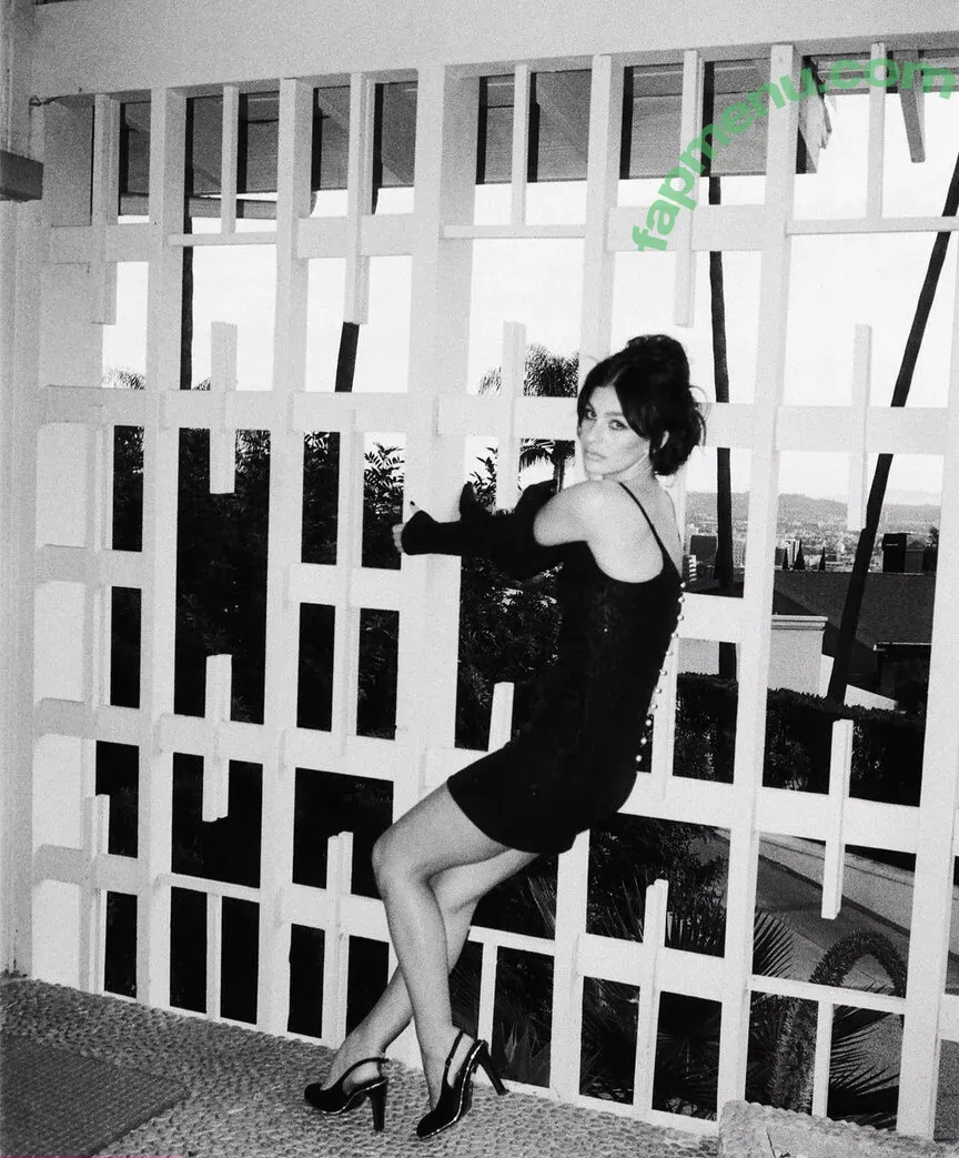 Camila Morrone nude photo #0101 (camilamorrone)