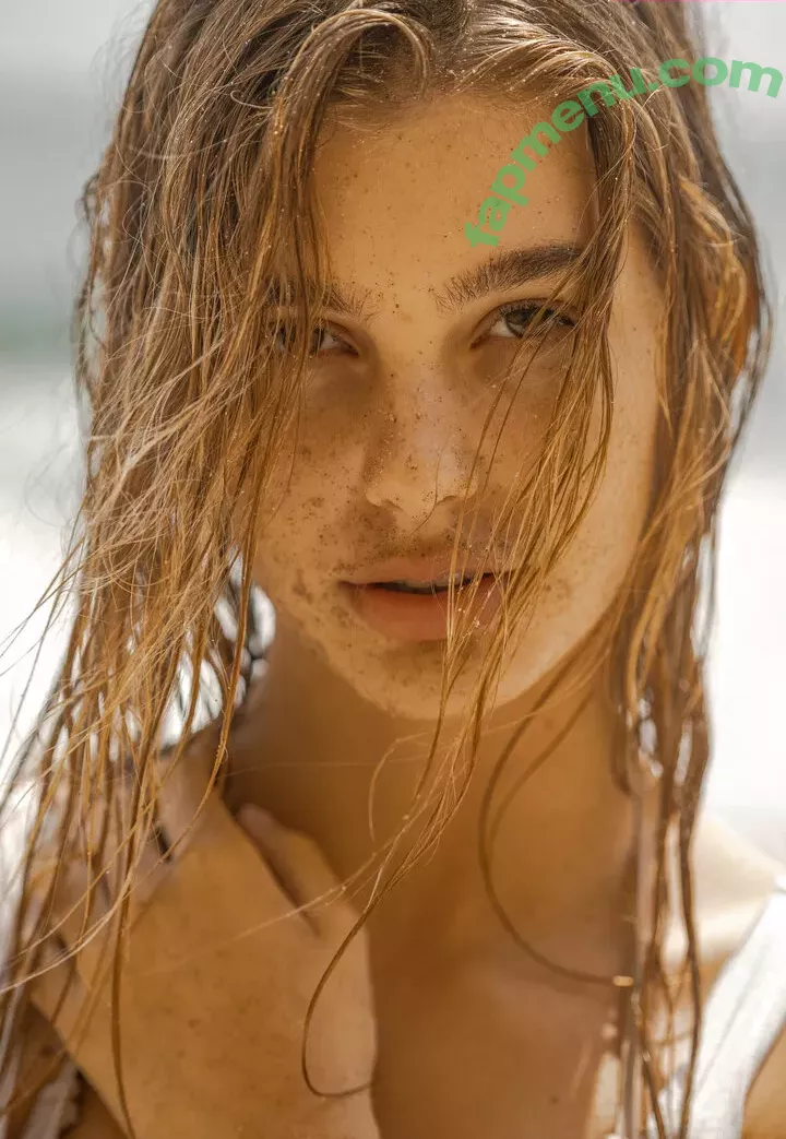 Camila Morrone nude photo #0141 (camilamorrone)