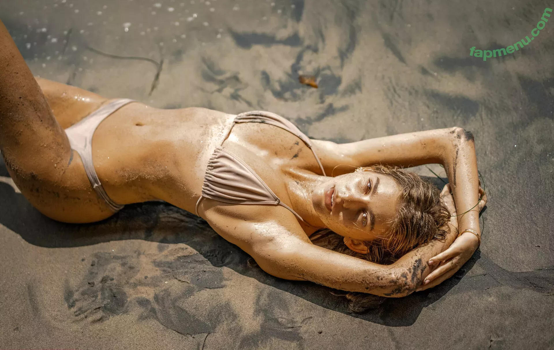 Camila Morrone nude photo #0172 (camilamorrone)