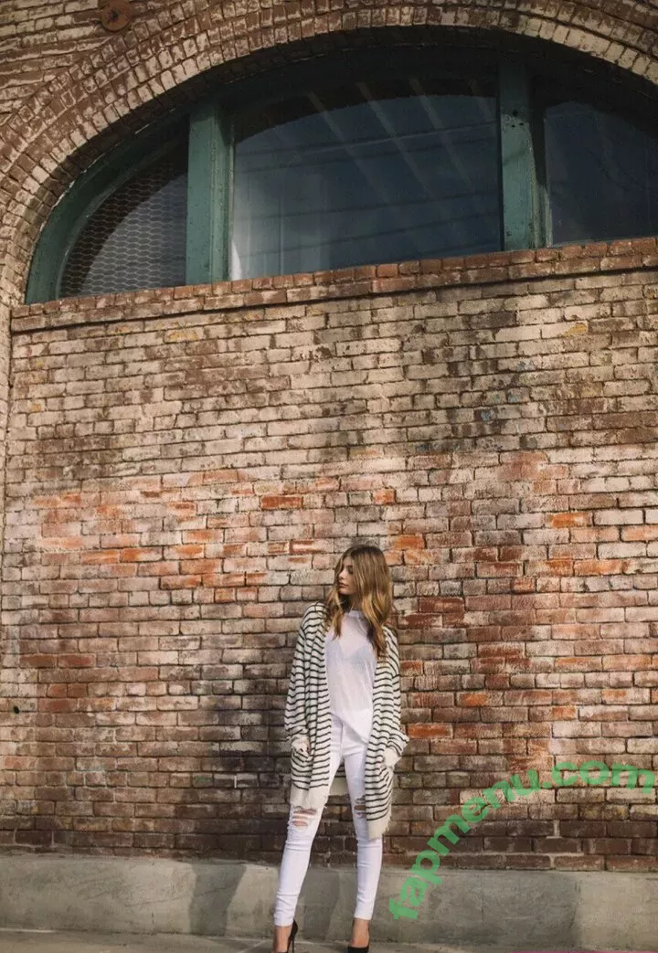 Camila Morrone nude photo #0201 (camilamorrone)