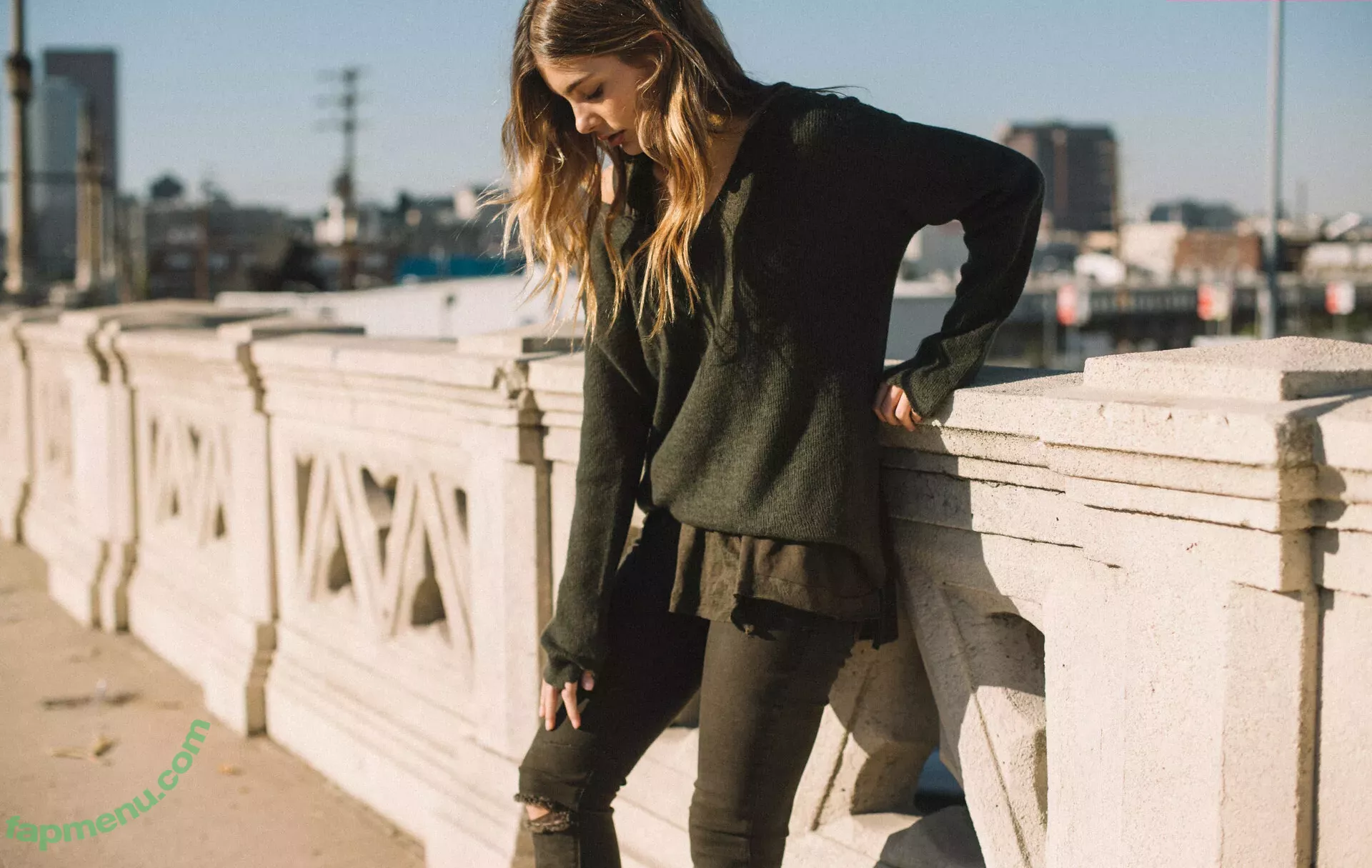 Camila Morrone nude photo #0275 (camilamorrone)