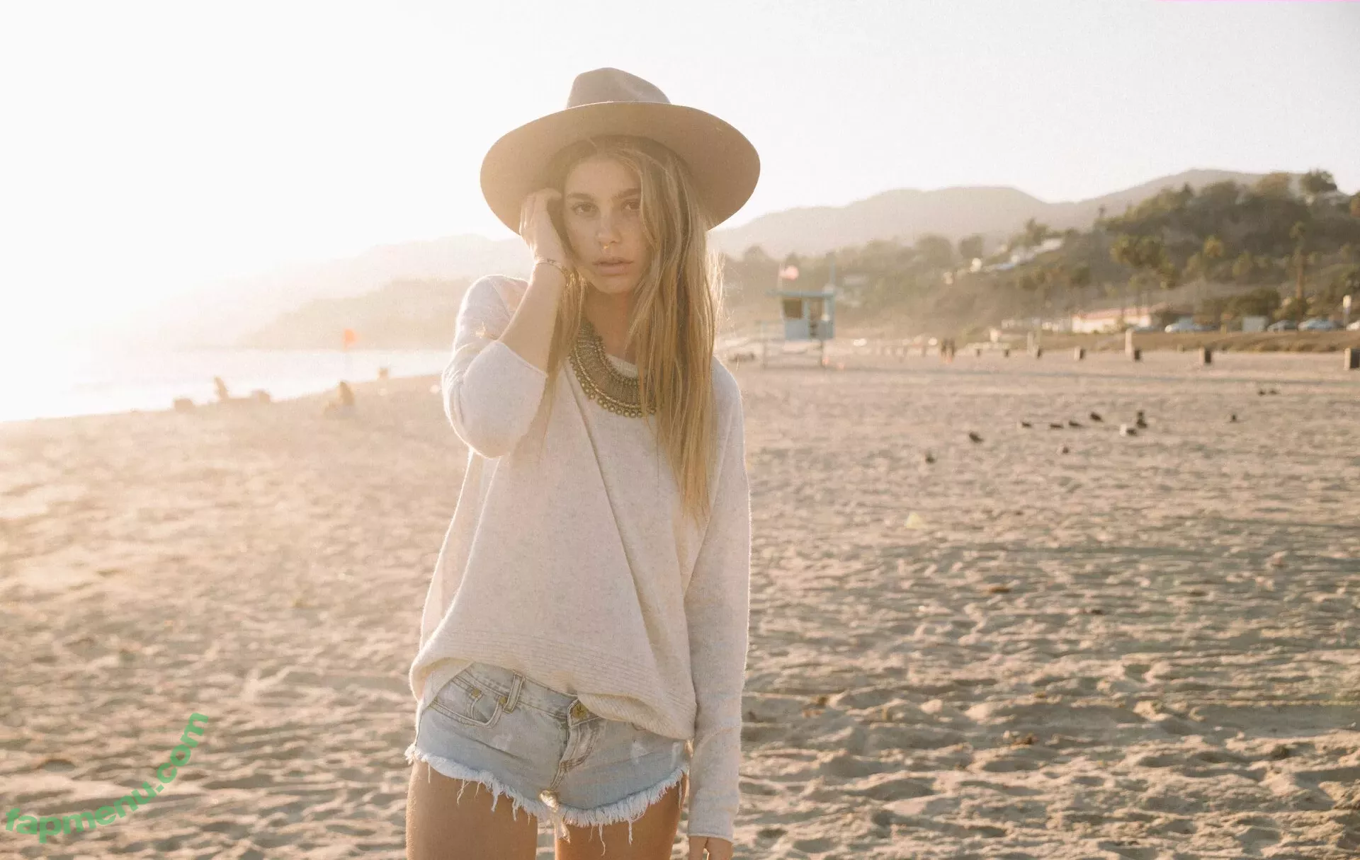 Camila Morrone nude photo #0311 (camilamorrone)