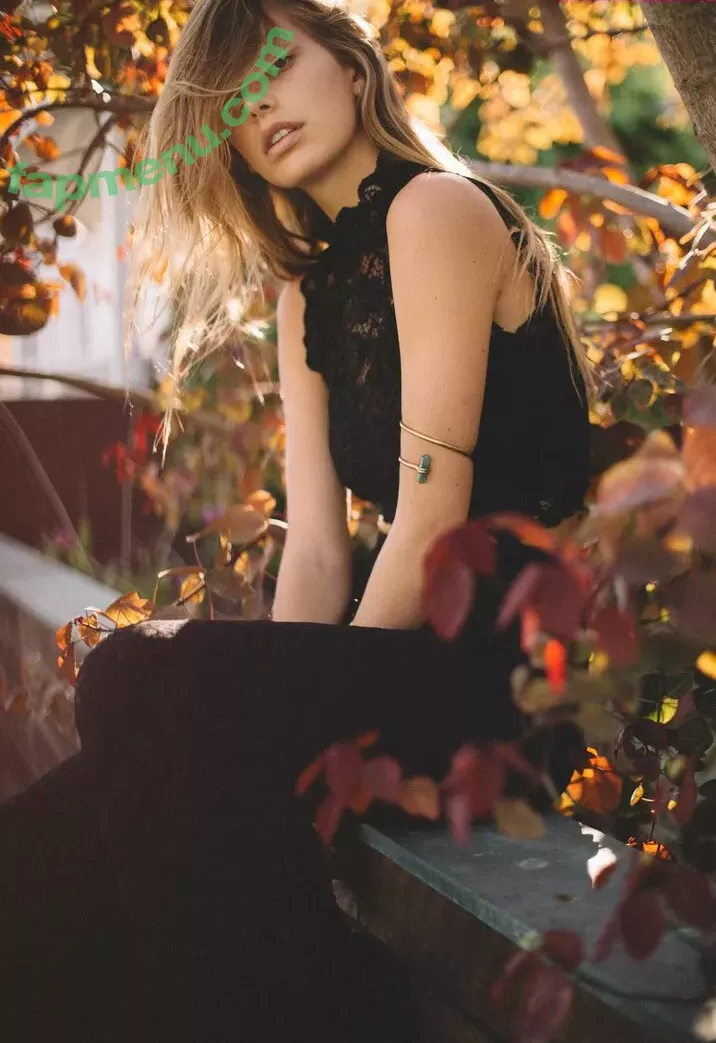 Camila Morrone nude photo #0333 (camilamorrone)