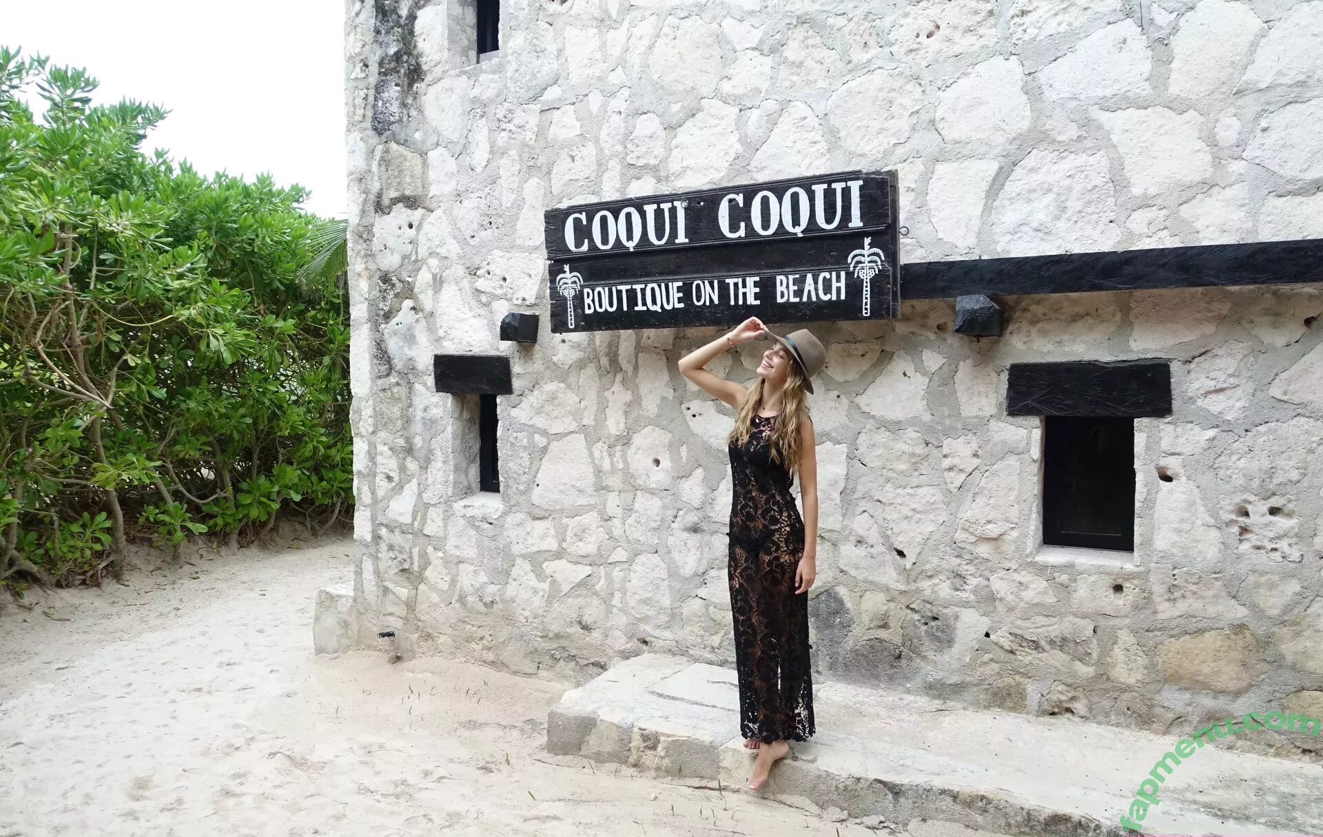 Camila Morrone nude photo #0348 (camilamorrone)