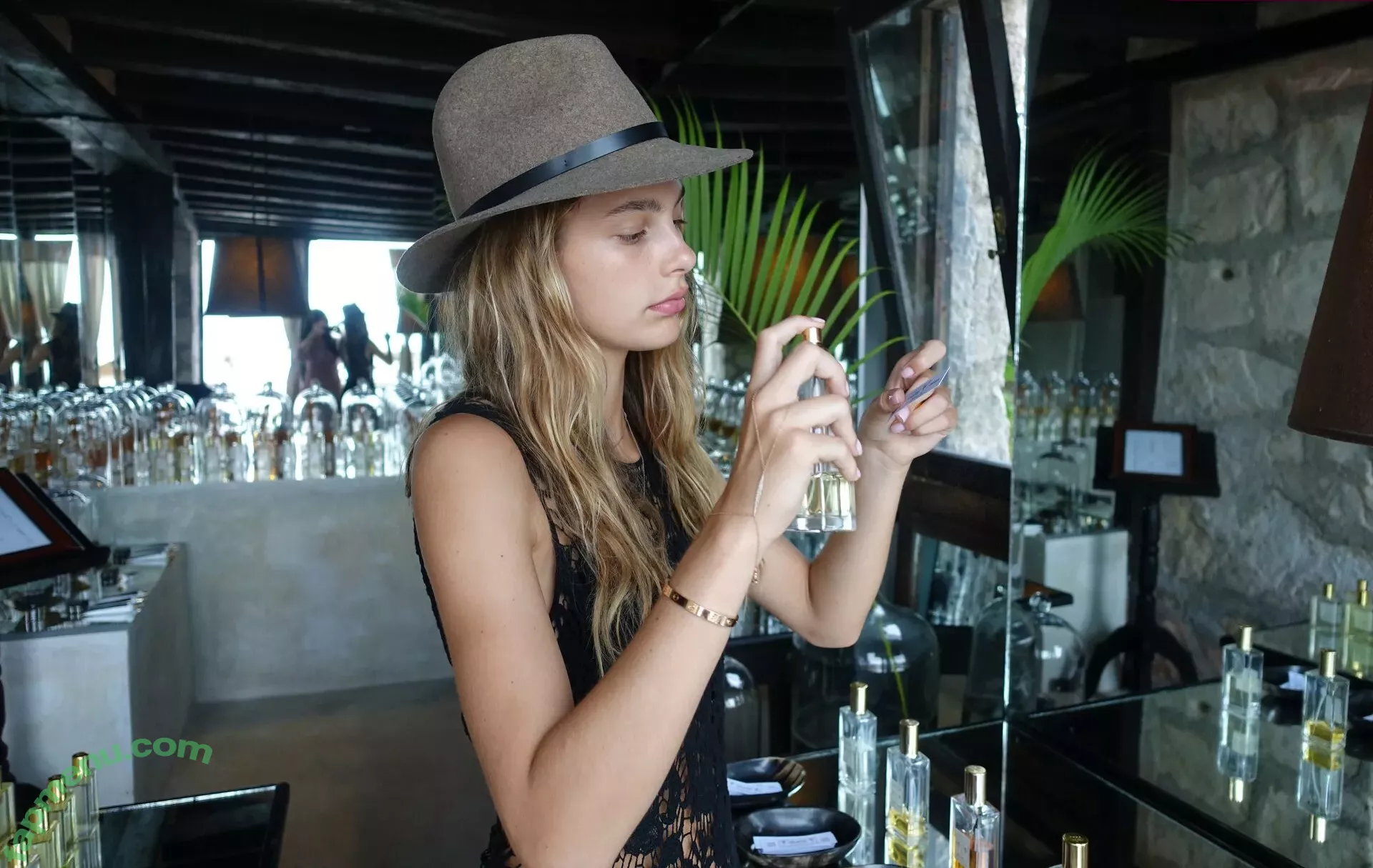 Camila Morrone nude photo #0353 (camilamorrone)