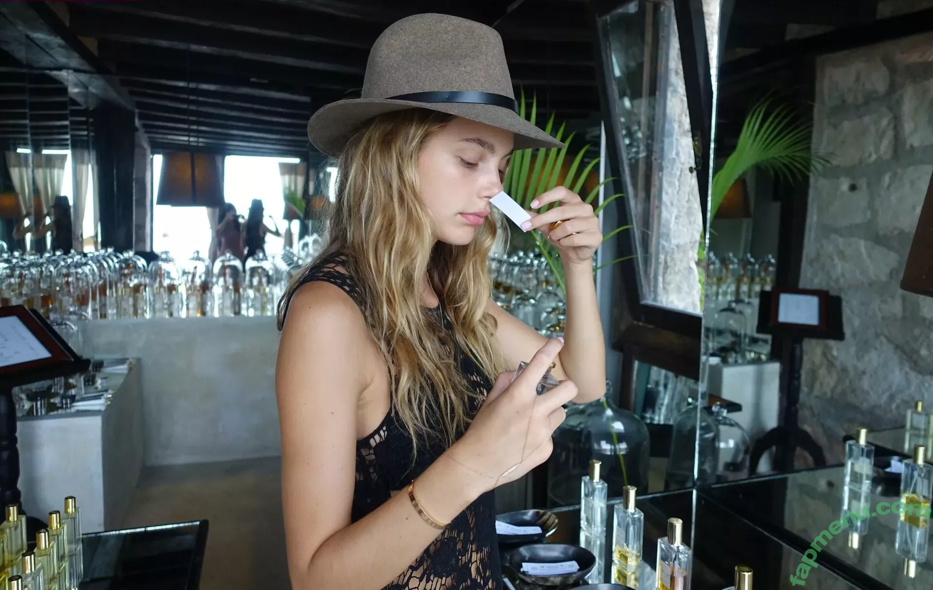 Camila Morrone nude photo #0354 (camilamorrone)