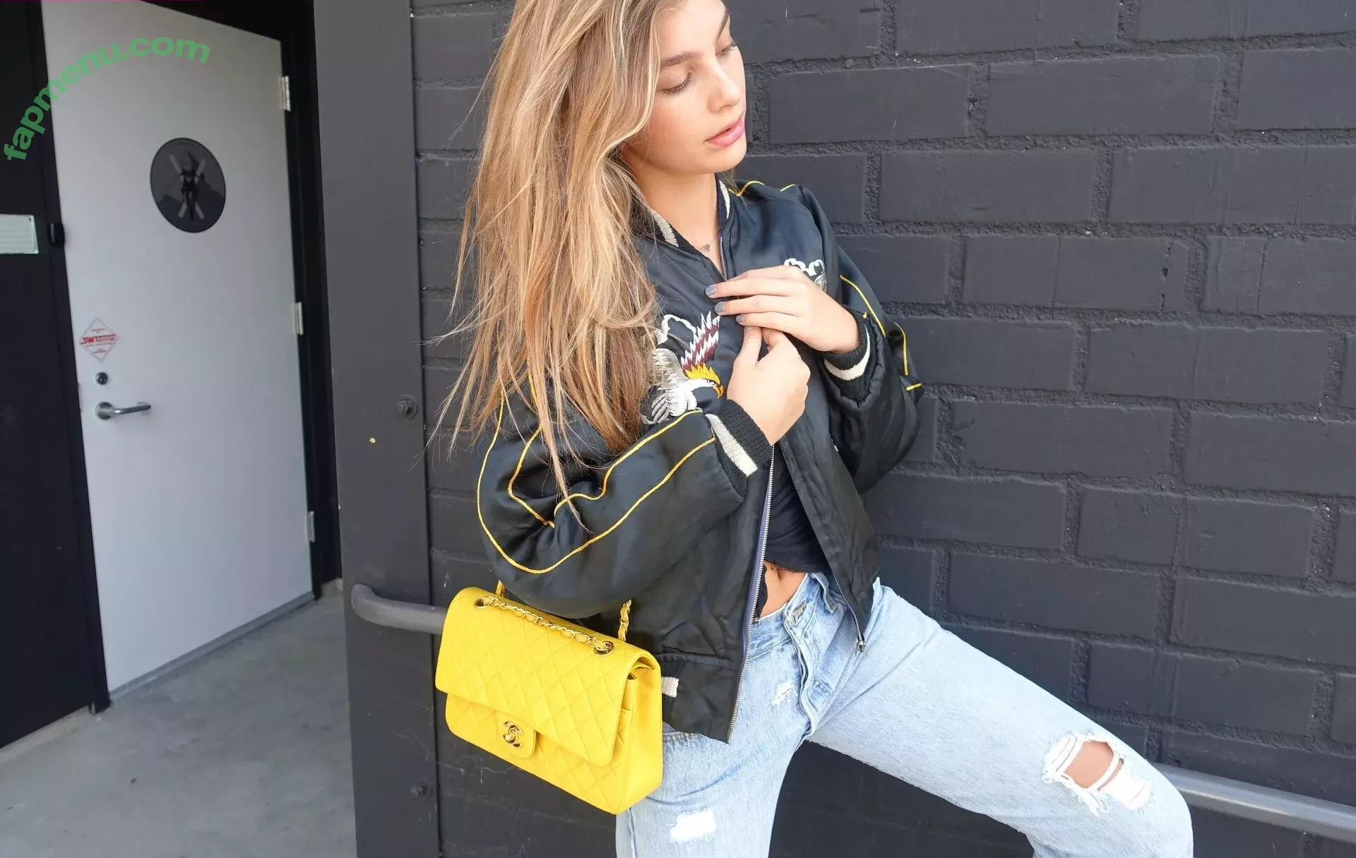 Camila Morrone nude photo #0425 (camilamorrone)