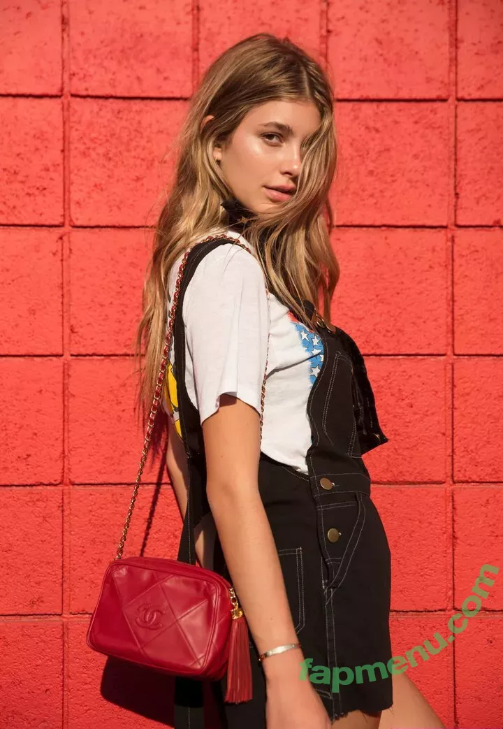 Camila Morrone nude photo #0437 (camilamorrone)