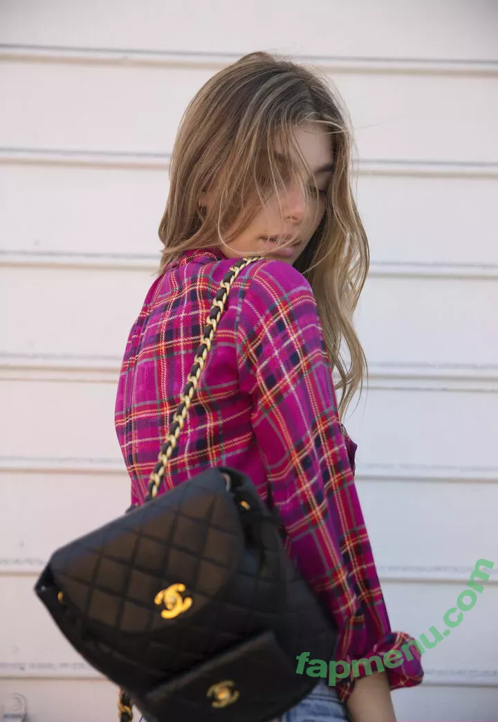 Camila Morrone nude photo #0438 (camilamorrone)