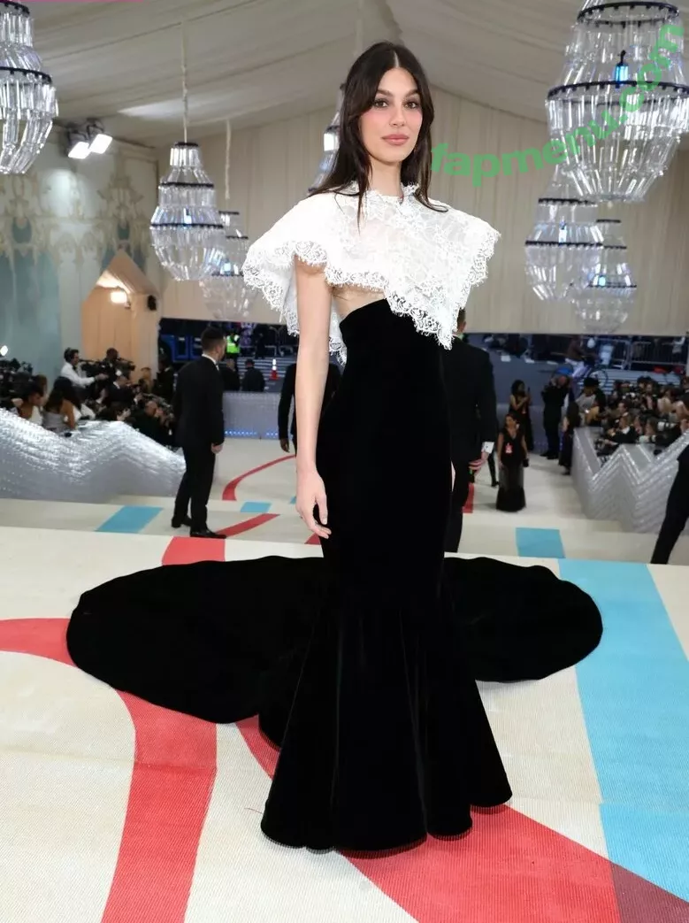 Camila Morrone nude photo #0463 (camilamorrone)