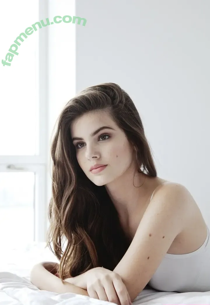 Camila Queiroz nude photo #0300 (camilaqueiroz)