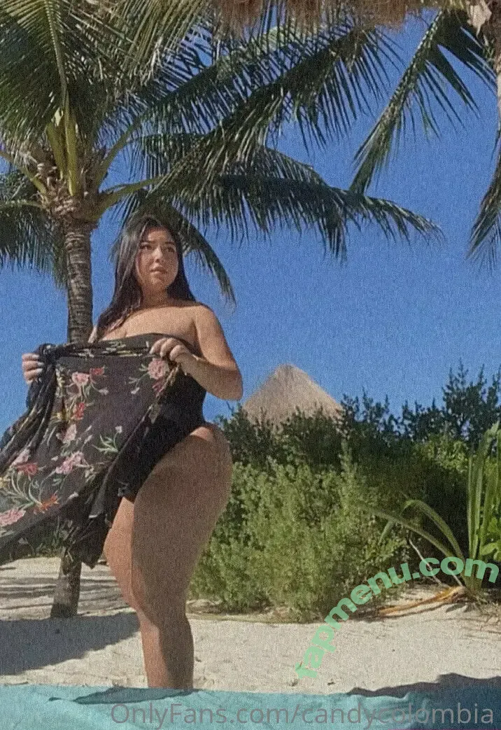 camilacurvez nude photo #0005 (camicescobar_)