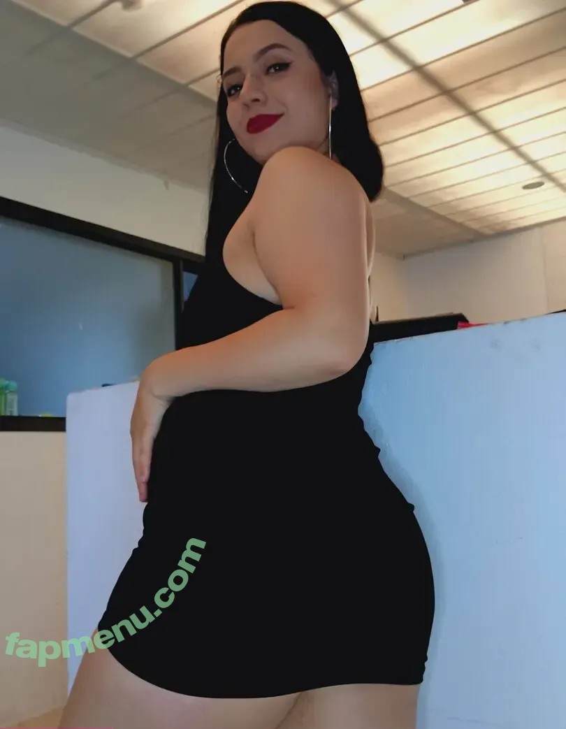 camilacurvez nude photo #0017 (camicescobar_)