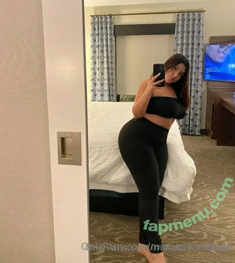 camilacurvez nude photo #0021 (camicescobar_)