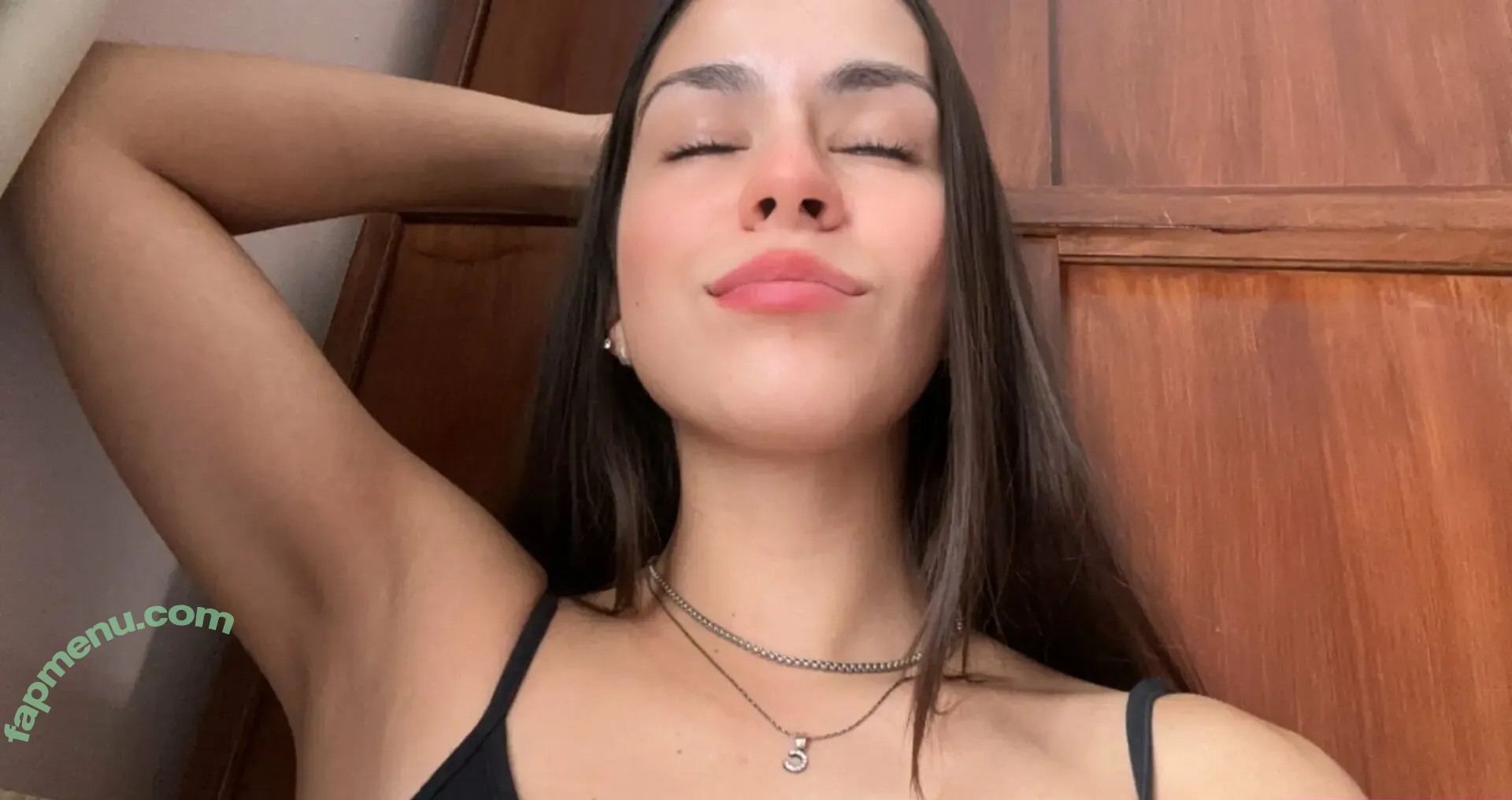 camile2303 nude photo #0002 (camile2303)