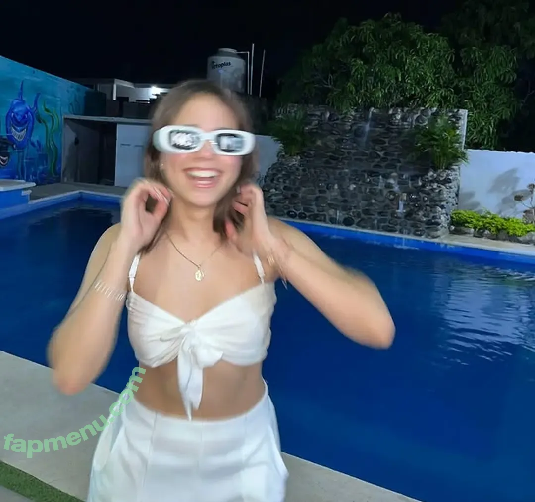 Camilita nude photo #0032 (camilitaicial / camilitaoficial_ / camilitavip)