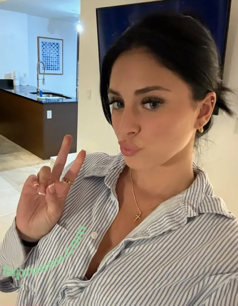 Camilla Araujo nude photo #0011 (camilla.araujo / realcamillaara / thefanvan)