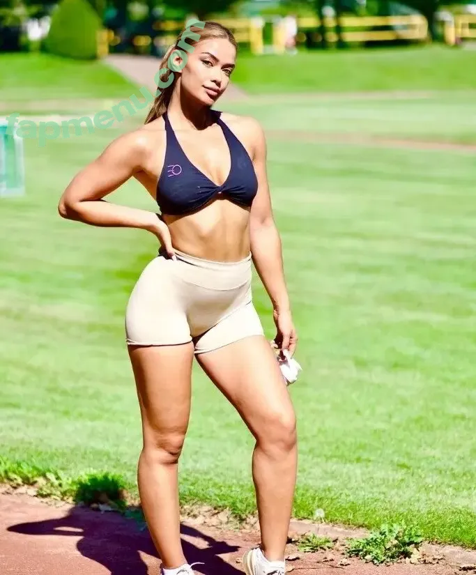 Camilla Nkenke nude photo #0012 (camillankenke)