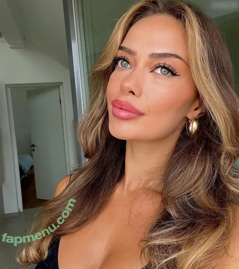 Camilla Nkenke nude photo #0104 (camillankenke)