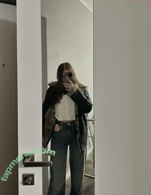 Camilla / SpicyCammy / cbhansen / flinnywinny / realcamillaara nude photo #0264