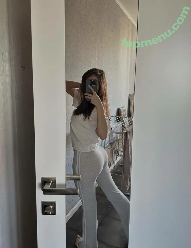 Camilla nude photo #0274 (SpicyCammy / cbhansen / flinnywinny / realcamillaara)