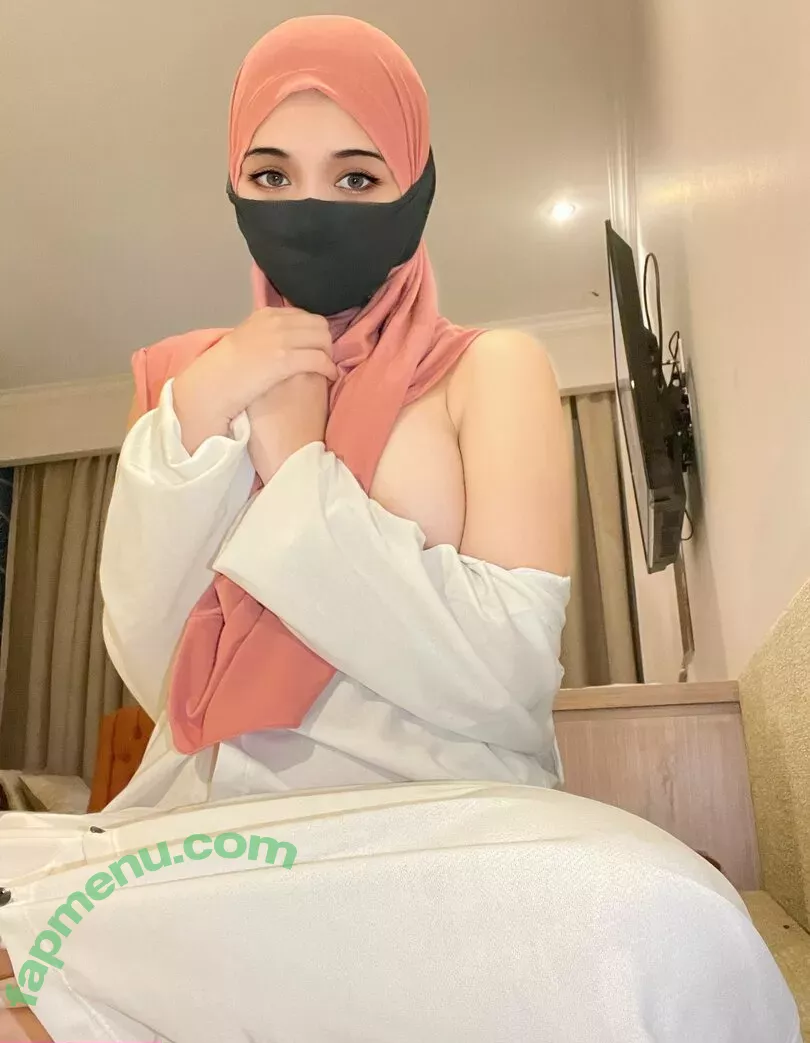 CamillaReese nude photo #0002 (HijabCamilla)