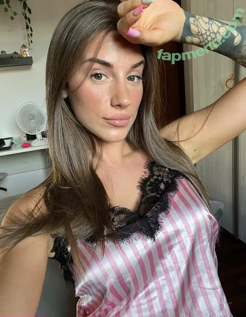 camillastelluti nude photo #0070 (camillastelluti)