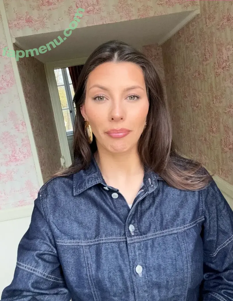 Camille Cerf nude photo #0071 (camillecerf)