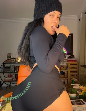 Camille Corbett / thewittygirl nude photo #0014