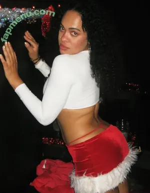 Camille Corbett / thewittygirl nude photo #0025