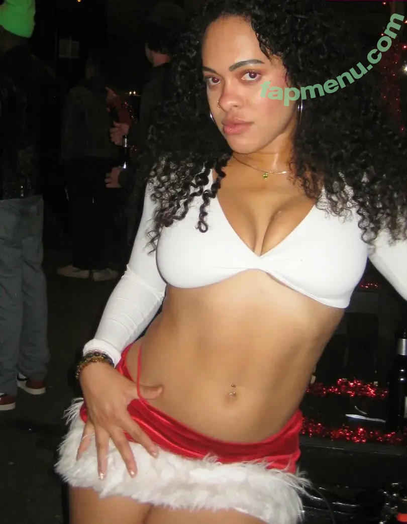 Camille Corbett nude photo #0024 (thewittygirl)